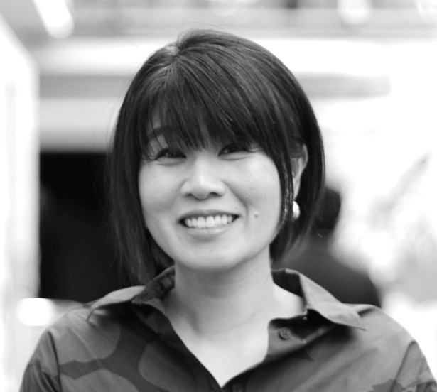 Ryoko Austigard sorthvitt