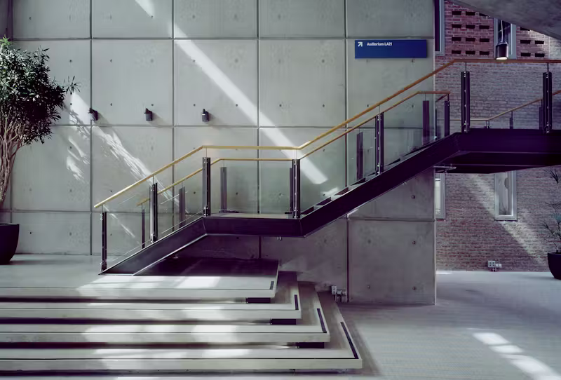 Vestibyle med hovedtrapp
